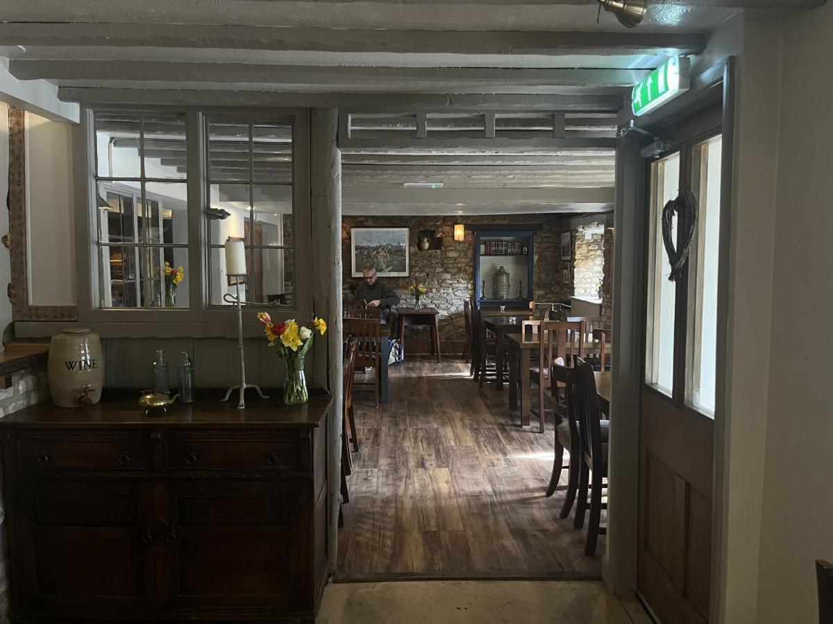The Talbot Inn Eynsham Exterior foto