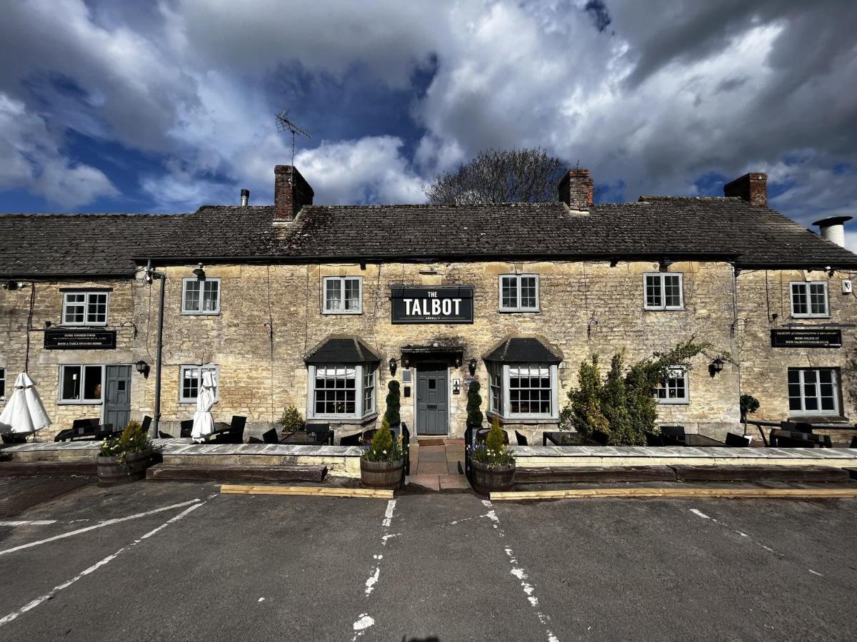 The Talbot Inn Eynsham Exterior foto
